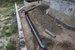 Небольшая глубина прокладки канализационных труб может привести к их замерзанию